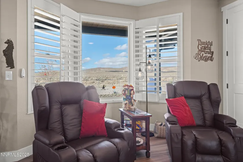 3900 Hackberry, Silver Springs, Nevada 89429, 2 Bedrooms Bedrooms, ,2 BathroomsBathrooms,Residential,Residential,Hackberry,250057415