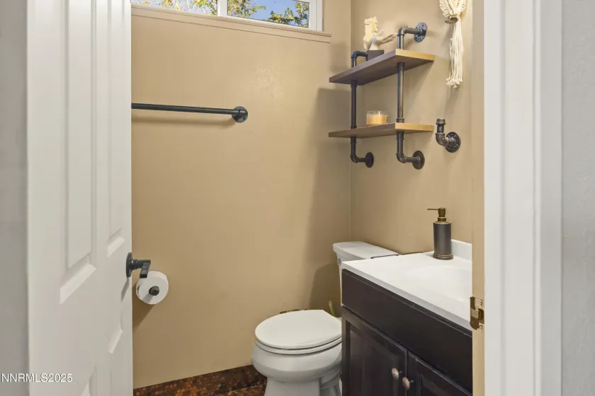 749 E, Fernley, Nevada 89408, 3 Bedrooms Bedrooms, ,2 BathroomsBathrooms,Residential,Residential,E,250057420