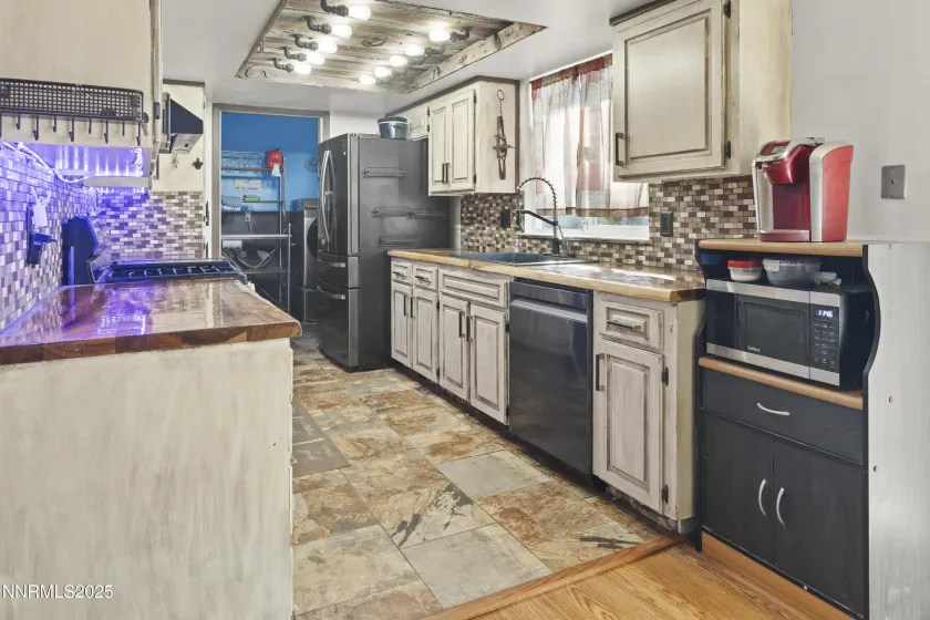 749 E, Fernley, Nevada 89408, 3 Bedrooms Bedrooms, ,2 BathroomsBathrooms,Residential,Residential,E,250057420