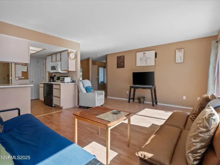 397 Nader, Fernley, Nevada 89408, 3 Bedrooms Bedrooms, ,2 BathroomsBathrooms,Residential,Residential,Nader,250057369