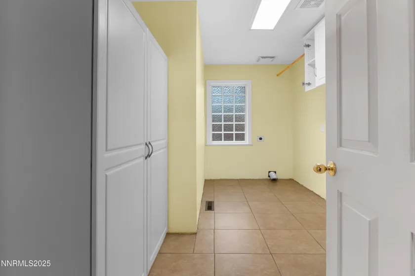 647 Castle, Winnemucca, Nevada 89445, 3 Bedrooms Bedrooms, ,2 BathroomsBathrooms,Residential,Residential,Castle,250057424