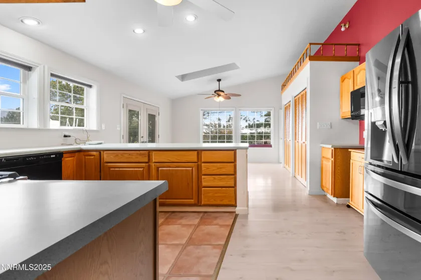 647 Castle, Winnemucca, Nevada 89445, 3 Bedrooms Bedrooms, ,2 BathroomsBathrooms,Residential,Residential,Castle,250057424