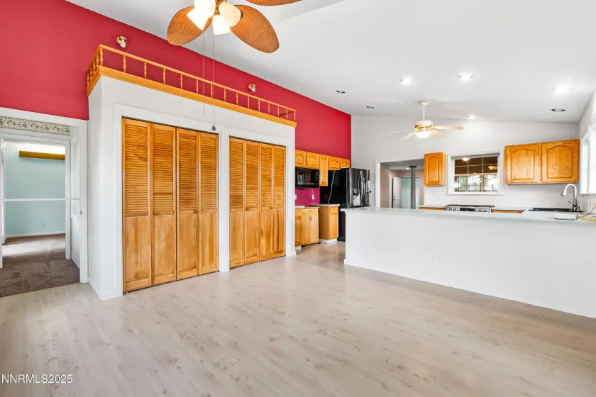 647 Castle, Winnemucca, Nevada 89445, 3 Bedrooms Bedrooms, ,2 BathroomsBathrooms,Residential,Residential,Castle,250057424