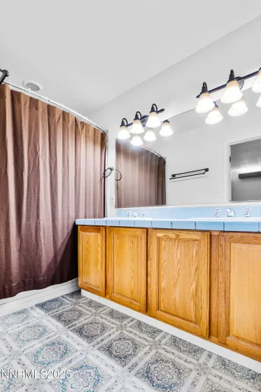 647 Castle, Winnemucca, Nevada 89445, 3 Bedrooms Bedrooms, ,2 BathroomsBathrooms,Residential,Residential,Castle,250057424