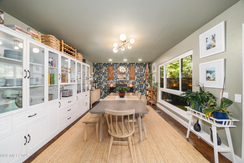 676 Riverview, Reno, Nevada 89509, 3 Bedrooms Bedrooms, ,2 BathroomsBathrooms,Residential,Residential,Riverview,250057430