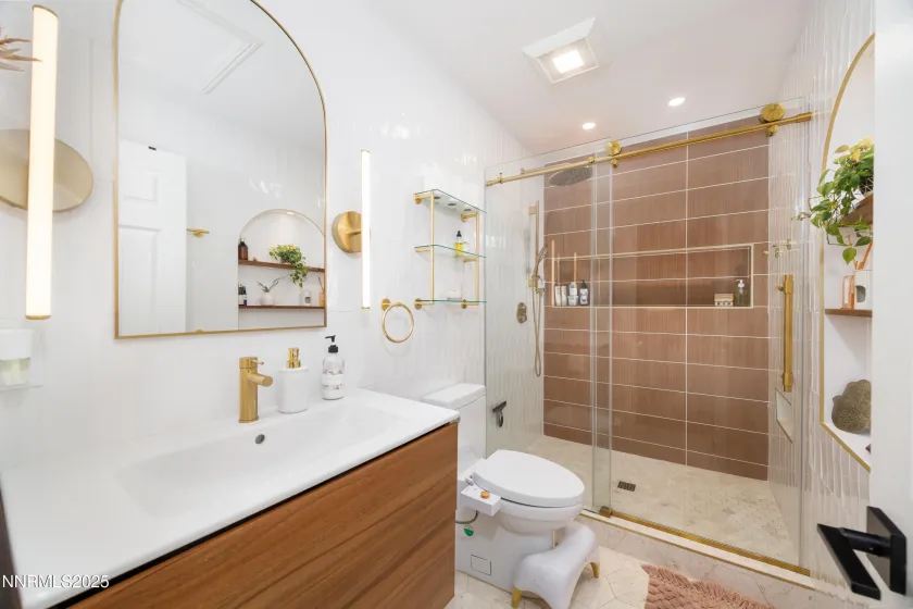 676 Riverview, Reno, Nevada 89509, 3 Bedrooms Bedrooms, ,2 BathroomsBathrooms,Residential,Residential,Riverview,250057430