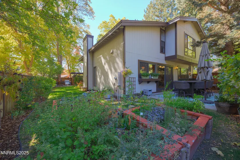 676 Riverview, Reno, Nevada 89509, 3 Bedrooms Bedrooms, ,2 BathroomsBathrooms,Residential,Residential,Riverview,250057430