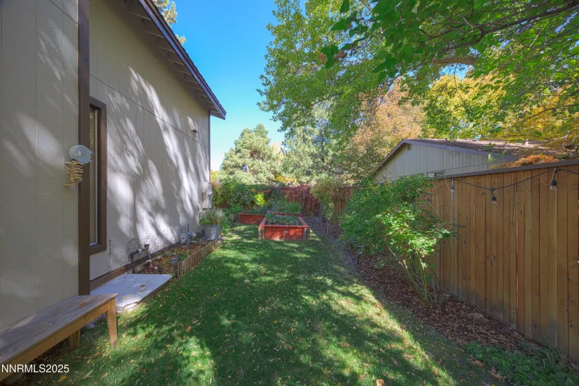 676 Riverview, Reno, Nevada 89509, 3 Bedrooms Bedrooms, ,2 BathroomsBathrooms,Residential,Residential,Riverview,250057430