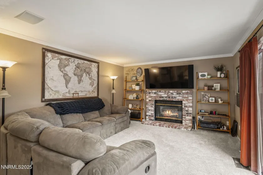 1148 Mayflower, Reno, Nevada 89509, 4 Bedrooms Bedrooms, ,3 BathroomsBathrooms,Residential,Residential,Mayflower,250057431