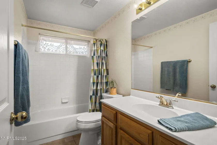 1148 Mayflower, Reno, Nevada 89509, 4 Bedrooms Bedrooms, ,3 BathroomsBathrooms,Residential,Residential,Mayflower,250057431