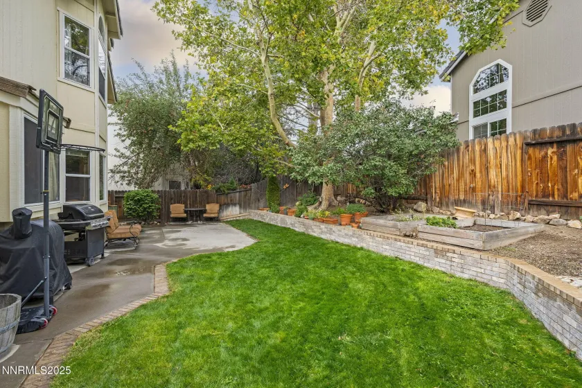 1148 Mayflower, Reno, Nevada 89509, 4 Bedrooms Bedrooms, ,3 BathroomsBathrooms,Residential,Residential,Mayflower,250057431