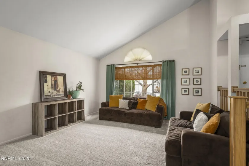 1148 Mayflower, Reno, Nevada 89509, 4 Bedrooms Bedrooms, ,3 BathroomsBathrooms,Residential,Residential,Mayflower,250057431
