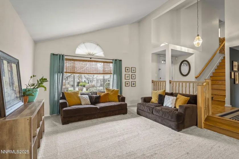 1148 Mayflower, Reno, Nevada 89509, 4 Bedrooms Bedrooms, ,3 BathroomsBathrooms,Residential,Residential,Mayflower,250057431