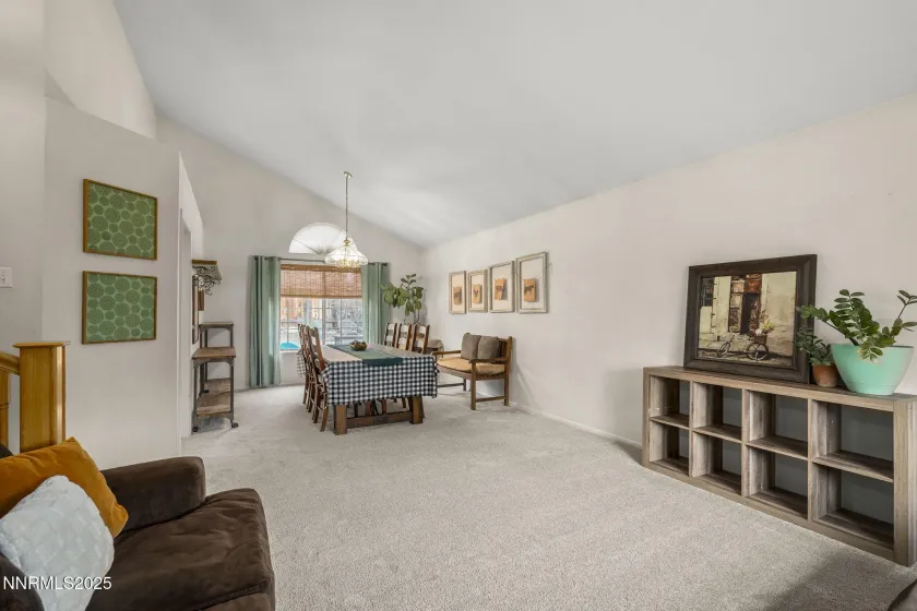 1148 Mayflower, Reno, Nevada 89509, 4 Bedrooms Bedrooms, ,3 BathroomsBathrooms,Residential,Residential,Mayflower,250057431