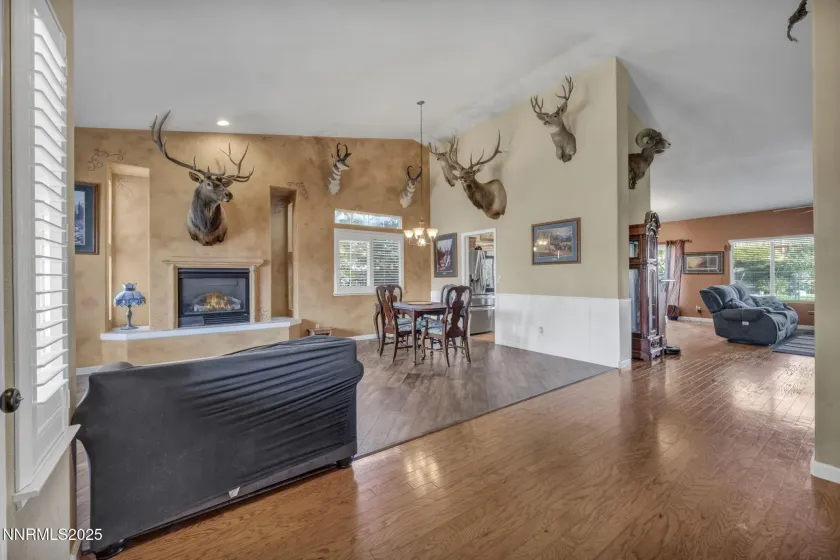 20999 Cameron, Reno, Nevada 89508, 4 Bedrooms Bedrooms, ,2 BathroomsBathrooms,Residential,Residential,Cameron,250057432