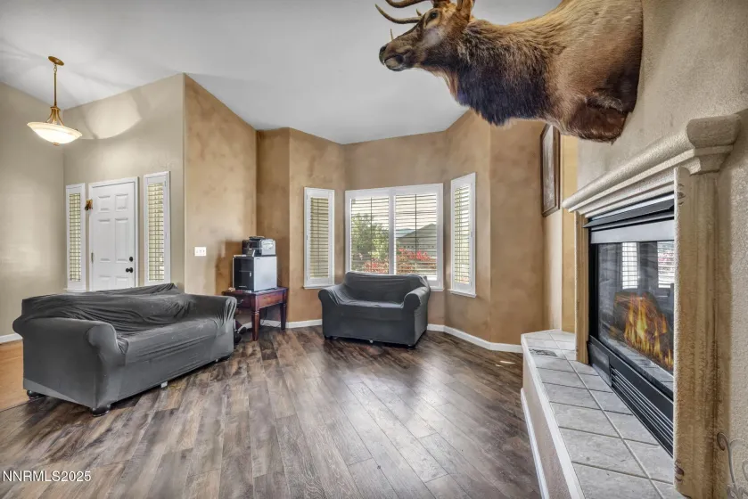 20999 Cameron, Reno, Nevada 89508, 4 Bedrooms Bedrooms, ,2 BathroomsBathrooms,Residential,Residential,Cameron,250057432