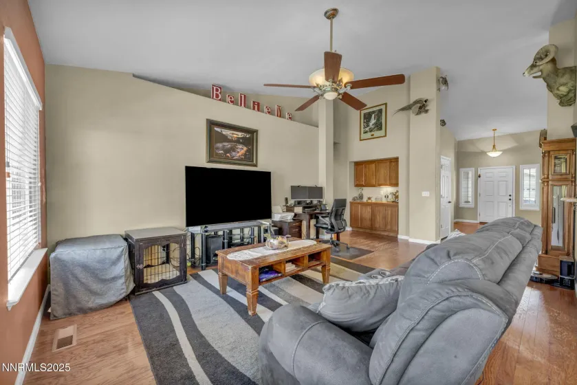 20999 Cameron, Reno, Nevada 89508, 4 Bedrooms Bedrooms, ,2 BathroomsBathrooms,Residential,Residential,Cameron,250057432