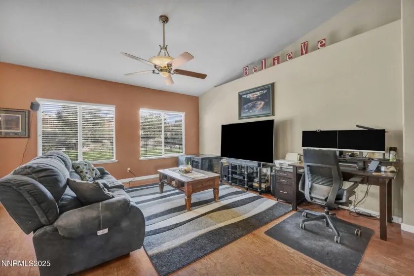 20999 Cameron, Reno, Nevada 89508, 4 Bedrooms Bedrooms, ,2 BathroomsBathrooms,Residential,Residential,Cameron,250057432