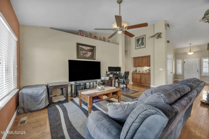 20999 Cameron, Reno, Nevada 89508, 4 Bedrooms Bedrooms, ,2 BathroomsBathrooms,Residential,Residential,Cameron,250057432