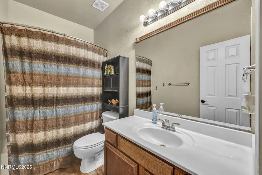 20999 Cameron, Reno, Nevada 89508, 4 Bedrooms Bedrooms, ,2 BathroomsBathrooms,Residential,Residential,Cameron,250057432