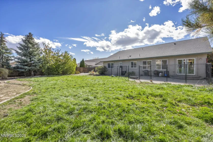 20999 Cameron, Reno, Nevada 89508, 4 Bedrooms Bedrooms, ,2 BathroomsBathrooms,Residential,Residential,Cameron,250057432