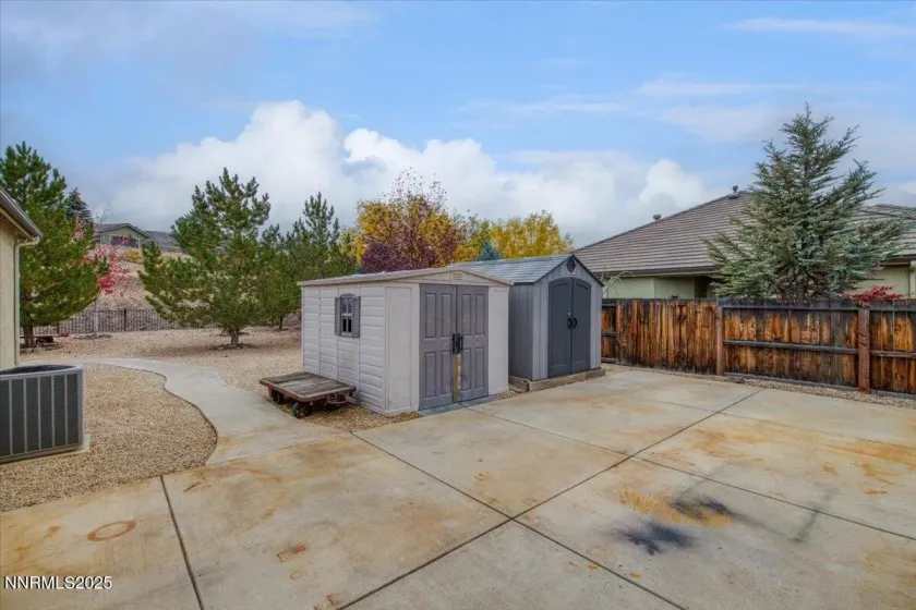 3644 Desert Fox, Sparks, Nevada 89436, 4 Bedrooms Bedrooms, ,3 BathroomsBathrooms,Residential,Residential,Desert Fox,250057433