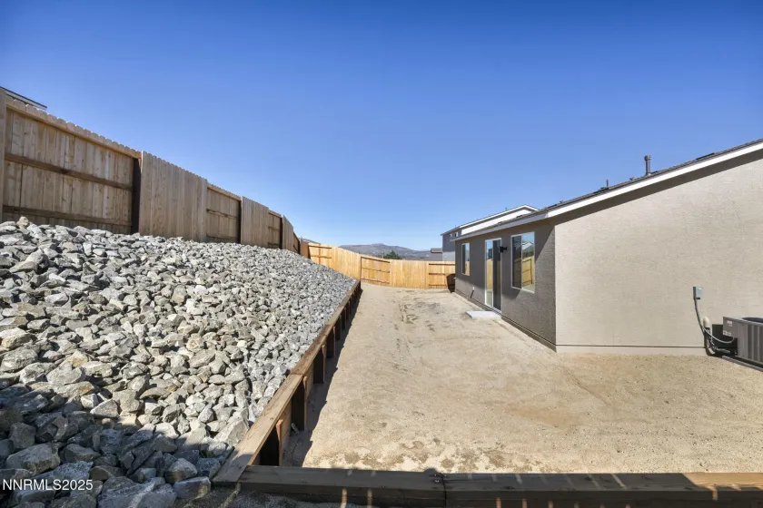 700 Kess, Reno, Nevada 89506, 3 Bedrooms Bedrooms, ,2 BathroomsBathrooms,Residential,Residential,Kess,250057435