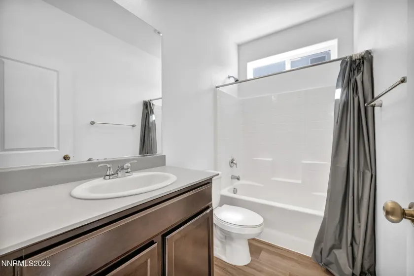 700 Kess, Reno, Nevada 89506, 3 Bedrooms Bedrooms, ,2 BathroomsBathrooms,Residential,Residential,Kess,250057435