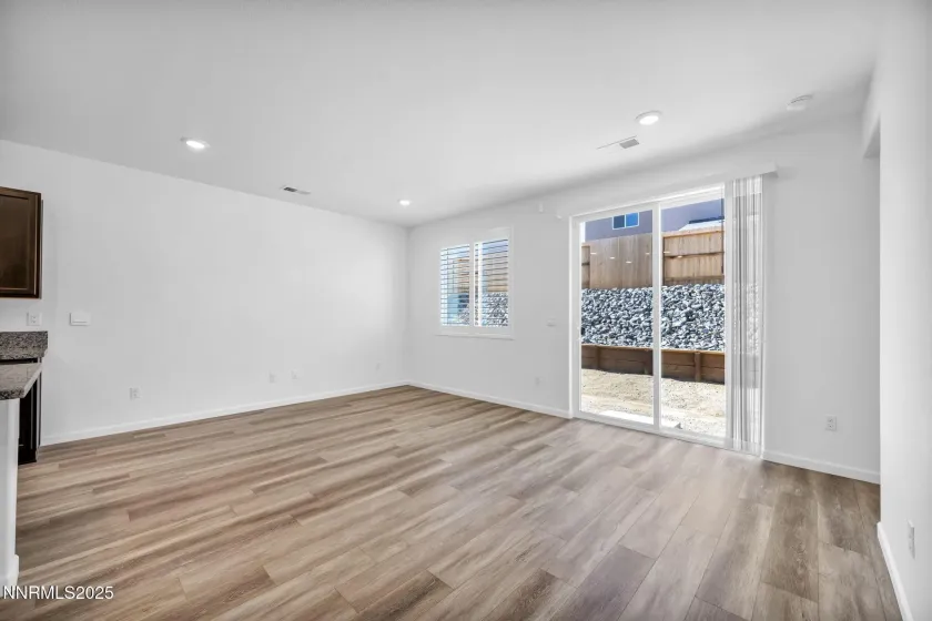 700 Kess, Reno, Nevada 89506, 3 Bedrooms Bedrooms, ,2 BathroomsBathrooms,Residential,Residential,Kess,250057435