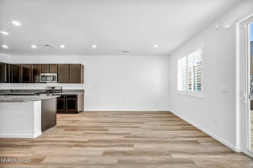 700 Kess, Reno, Nevada 89506, 3 Bedrooms Bedrooms, ,2 BathroomsBathrooms,Residential,Residential,Kess,250057435