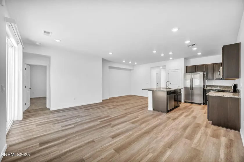 700 Kess, Reno, Nevada 89506, 3 Bedrooms Bedrooms, ,2 BathroomsBathrooms,Residential,Residential,Kess,250057435