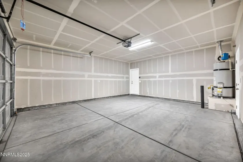 700 Kess, Reno, Nevada 89506, 3 Bedrooms Bedrooms, ,2 BathroomsBathrooms,Residential,Residential,Kess,250057435