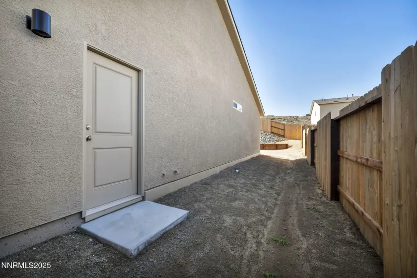 700 Kess, Reno, Nevada 89506, 3 Bedrooms Bedrooms, ,2 BathroomsBathrooms,Residential,Residential,Kess,250057435