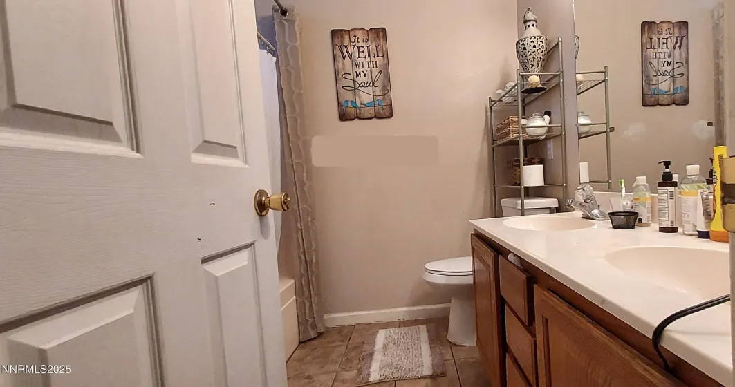 3935 Rainier, Reno, Nevada 89508, 4 Bedrooms Bedrooms, ,2 BathroomsBathrooms,Residential,Residential,Rainier,250057434
