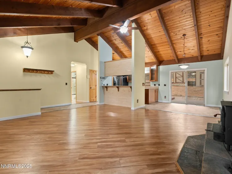 1670 Canienaga, South Lake Tahoe, California 96150, 3 Bedrooms Bedrooms, ,2 BathroomsBathrooms,Residential,Residential,Canienaga,250057436