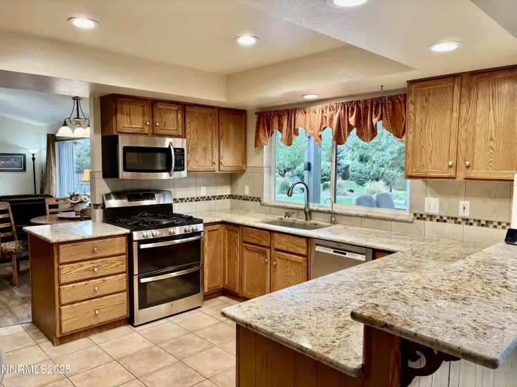 245 Moonbeam, Sparks, Nevada 89441, 3 Bedrooms Bedrooms, ,2 BathroomsBathrooms,Residential,Residential,Moonbeam,250056629