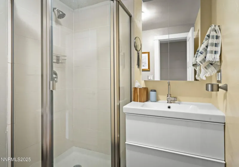 1400 Belford, Reno, Nevada 89509, 3 Bedrooms Bedrooms, ,3 BathroomsBathrooms,Residential,Residential,Belford,250055825