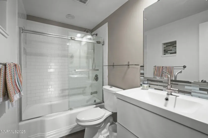 1400 Belford, Reno, Nevada 89509, 3 Bedrooms Bedrooms, ,3 BathroomsBathrooms,Residential,Residential,Belford,250055825