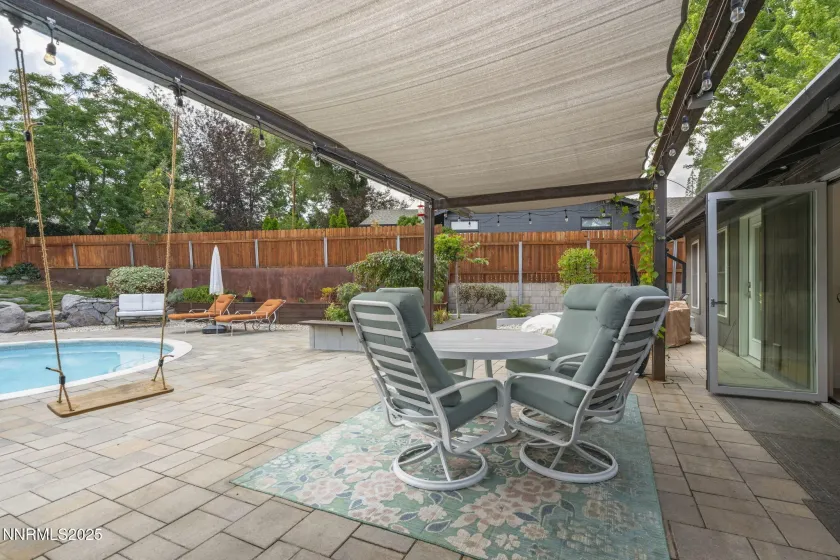 1400 Belford, Reno, Nevada 89509, 3 Bedrooms Bedrooms, ,3 BathroomsBathrooms,Residential,Residential,Belford,250055825