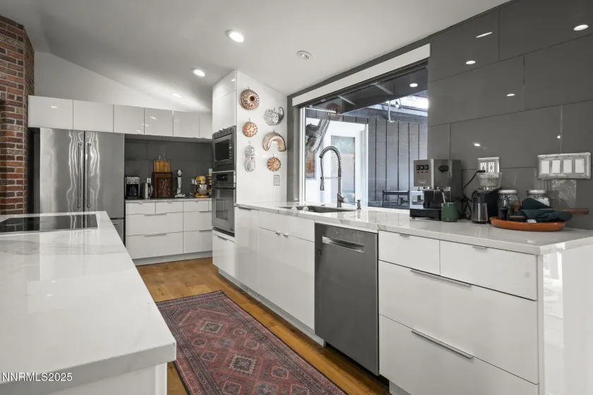 1400 Belford, Reno, Nevada 89509, 3 Bedrooms Bedrooms, ,3 BathroomsBathrooms,Residential,Residential,Belford,250055825