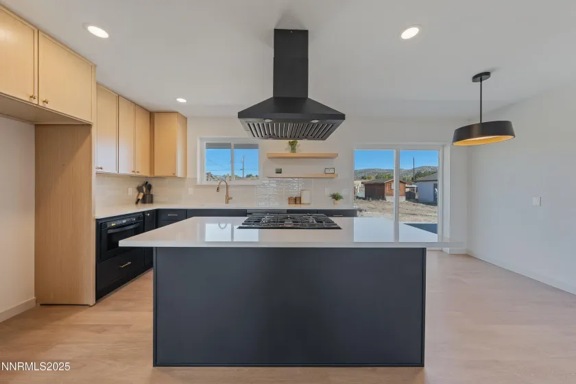 KITCHEN KITCHEN