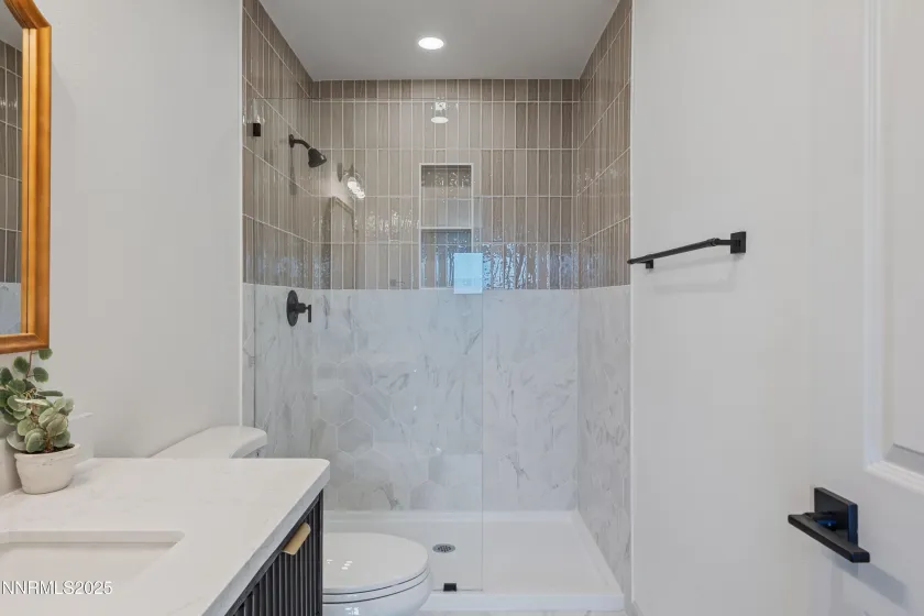 PRIMARY BATHROOM PRIMARY BATHROOM