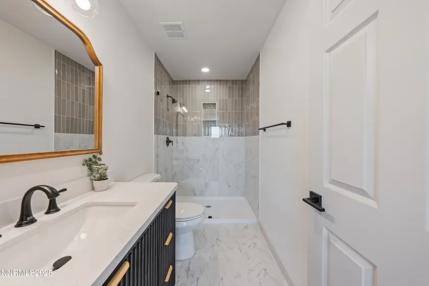 PRIMARY BATHROOM PRIMARY BATHROOM
