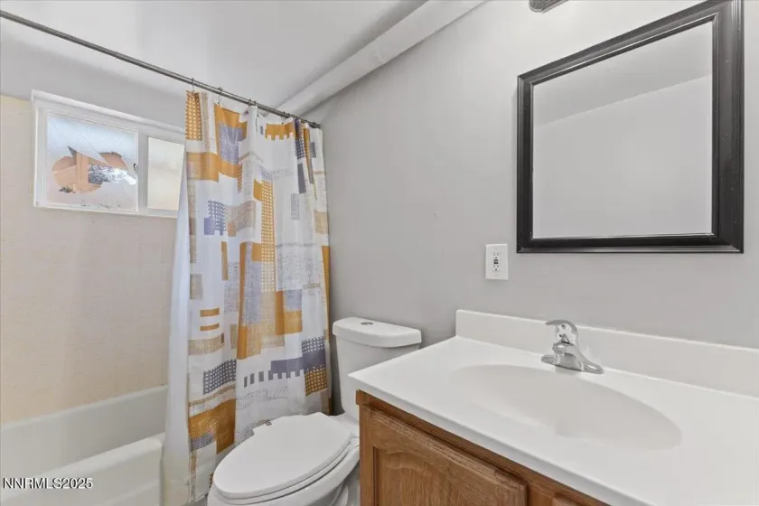 1800 Carlin, Reno, Nevada 89503, 5 Bedrooms Bedrooms, ,3 BathroomsBathrooms,Residential,Residential,Carlin,250055847 1800 Carlin, Reno, Nevada 89503, 5 Bedrooms Bedrooms, ,3 BathroomsBathrooms,Residential,Residential,Carlin,250055847