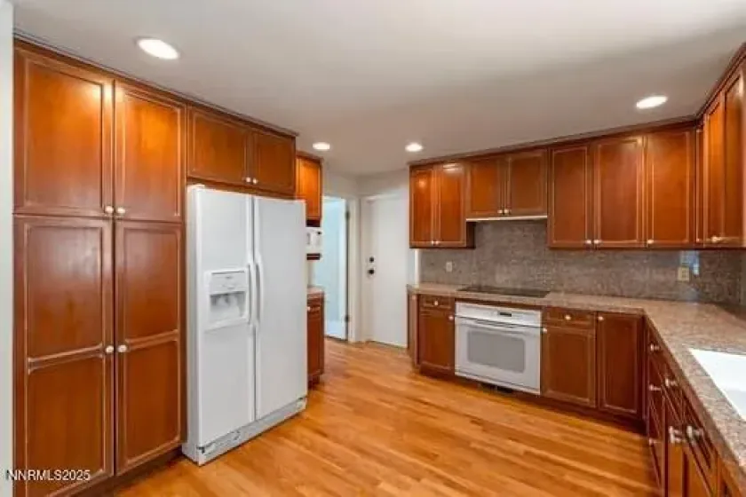 2201 Barnes, Reno, Nevada 89509, 3 Bedrooms Bedrooms, ,2 BathroomsBathrooms,Residential,Residential,Barnes,250057463