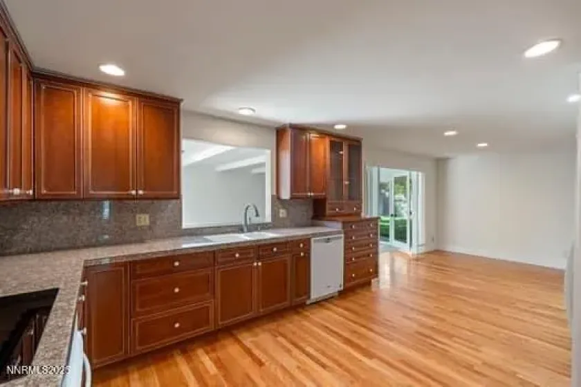 2201 Barnes, Reno, Nevada 89509, 3 Bedrooms Bedrooms, ,2 BathroomsBathrooms,Residential,Residential,Barnes,250057463