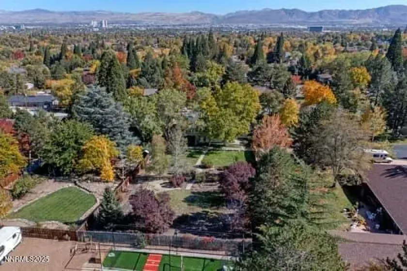 2201 Barnes, Reno, Nevada 89509, 3 Bedrooms Bedrooms, ,2 BathroomsBathrooms,Residential,Residential,Barnes,250057463