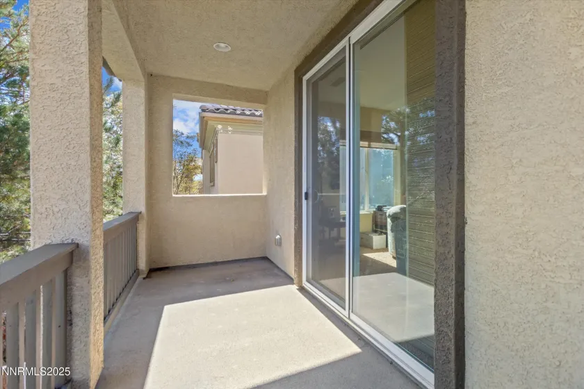 10900 Serratina, Reno, Nevada 89521, 3 Bedrooms Bedrooms, ,3 BathroomsBathrooms,Residential,Residential,Serratina,250057461