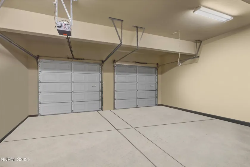 10900 Serratina, Reno, Nevada 89521, 3 Bedrooms Bedrooms, ,3 BathroomsBathrooms,Residential,Residential,Serratina,250057461