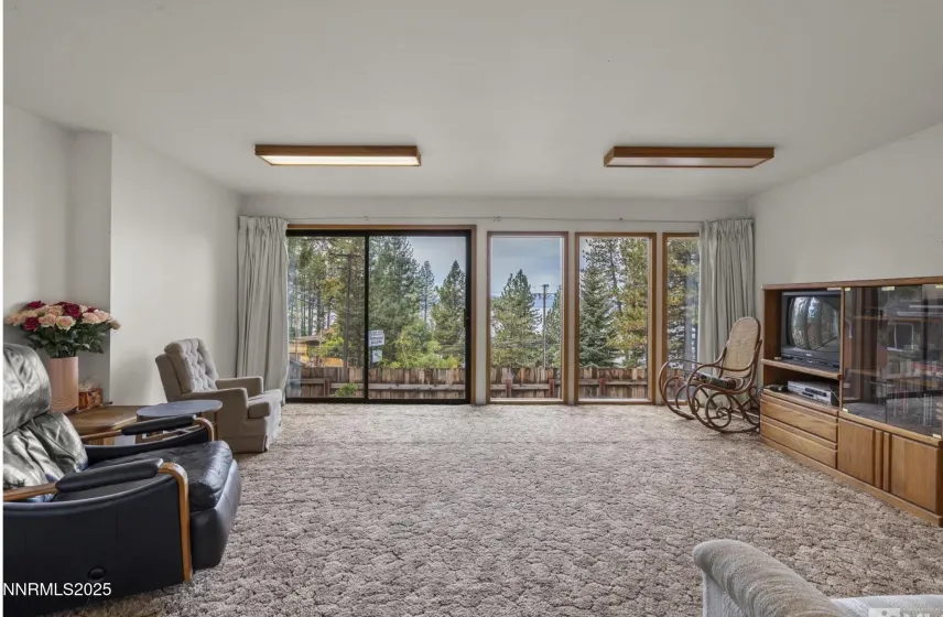 1300 Cave Rock, Glenbrook, Nevada 89413, 5 Bedrooms Bedrooms, ,7 BathroomsBathrooms,Residential,Residential,Cave Rock,250057517